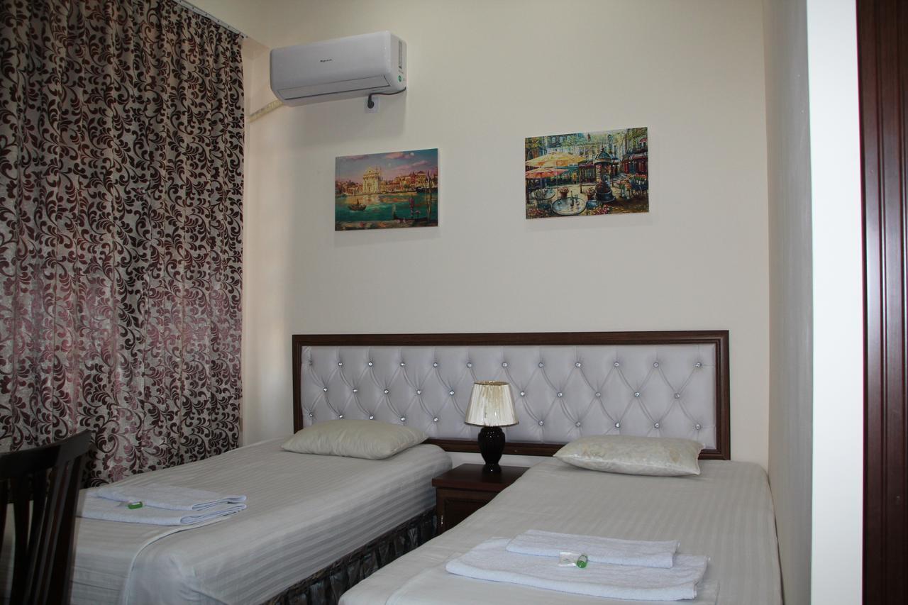 Hotel "Grand Way" Taškent Exteriér fotografie