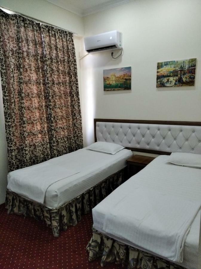Hotel "Grand Way" Taškent Exteriér fotografie